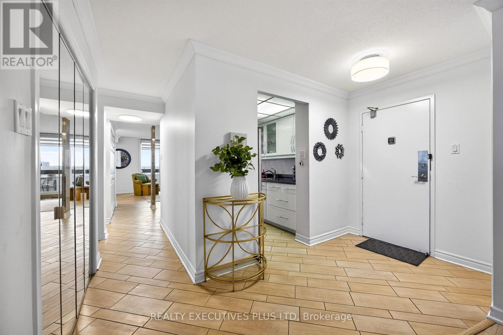 902 - 55 Huntingdale Boulevard, Toronto, Ontario  M1W 2N9 - Photo 2 - E13066990
