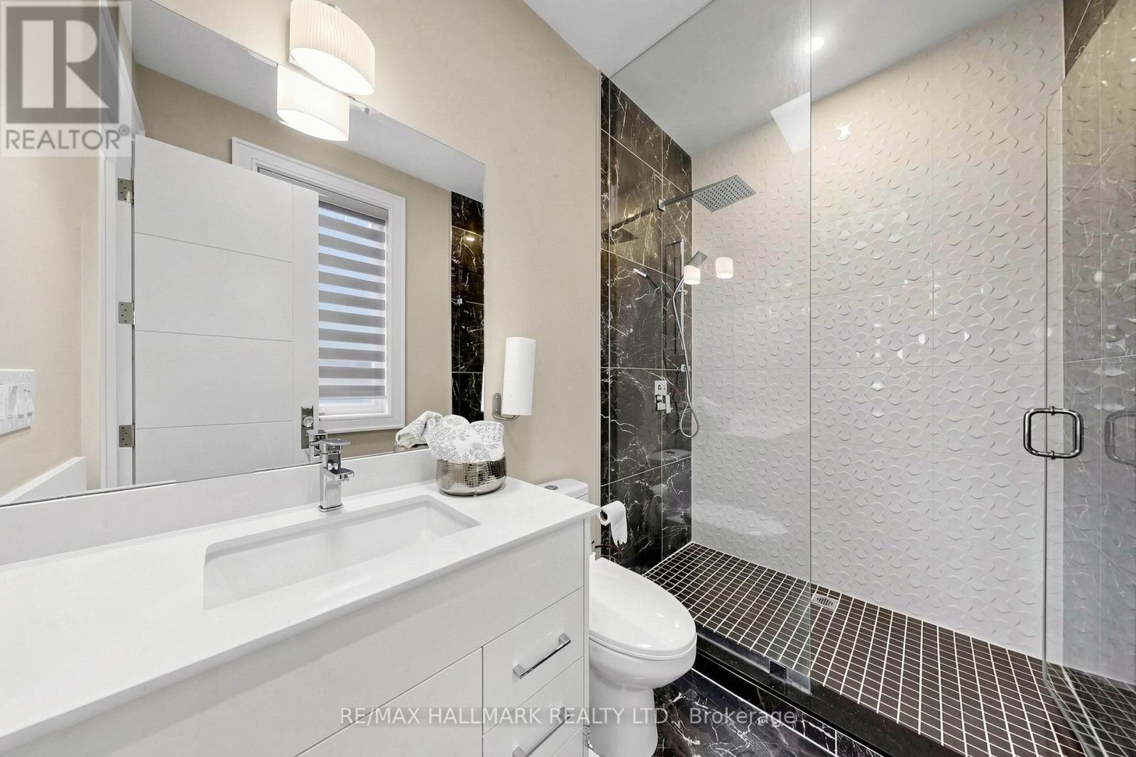 901 Wingarden Crescent, Pickering, Ontario  L1V 7C5 - Photo 35 - E13067034