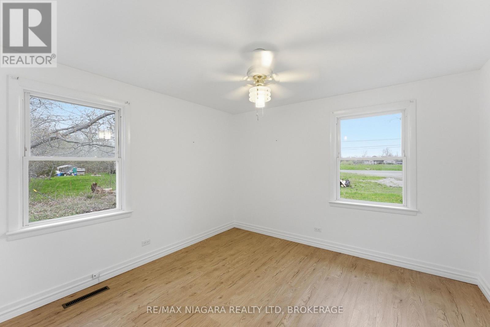 355 Bernard Avenue, Fort Erie, Ontario  L0S 1N0 - Photo 12 - X13066944