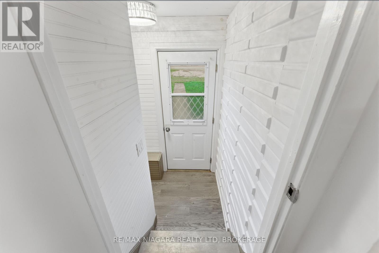 355 Bernard Avenue, Fort Erie, Ontario  L0S 1N0 - Photo 14 - X13066944