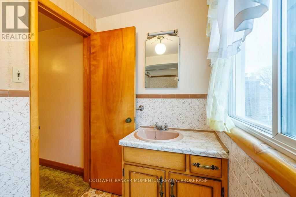 18 Jubilee Drive, St. Catharines, Ontario  L2M 4P8 - Photo 25 - X13066964