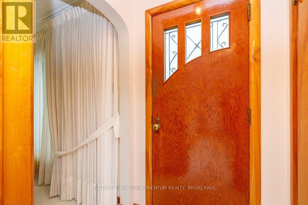 18 Jubilee Drive, St. Catharines, Ontario  L2M 4P8 - Photo 6 - X13066964