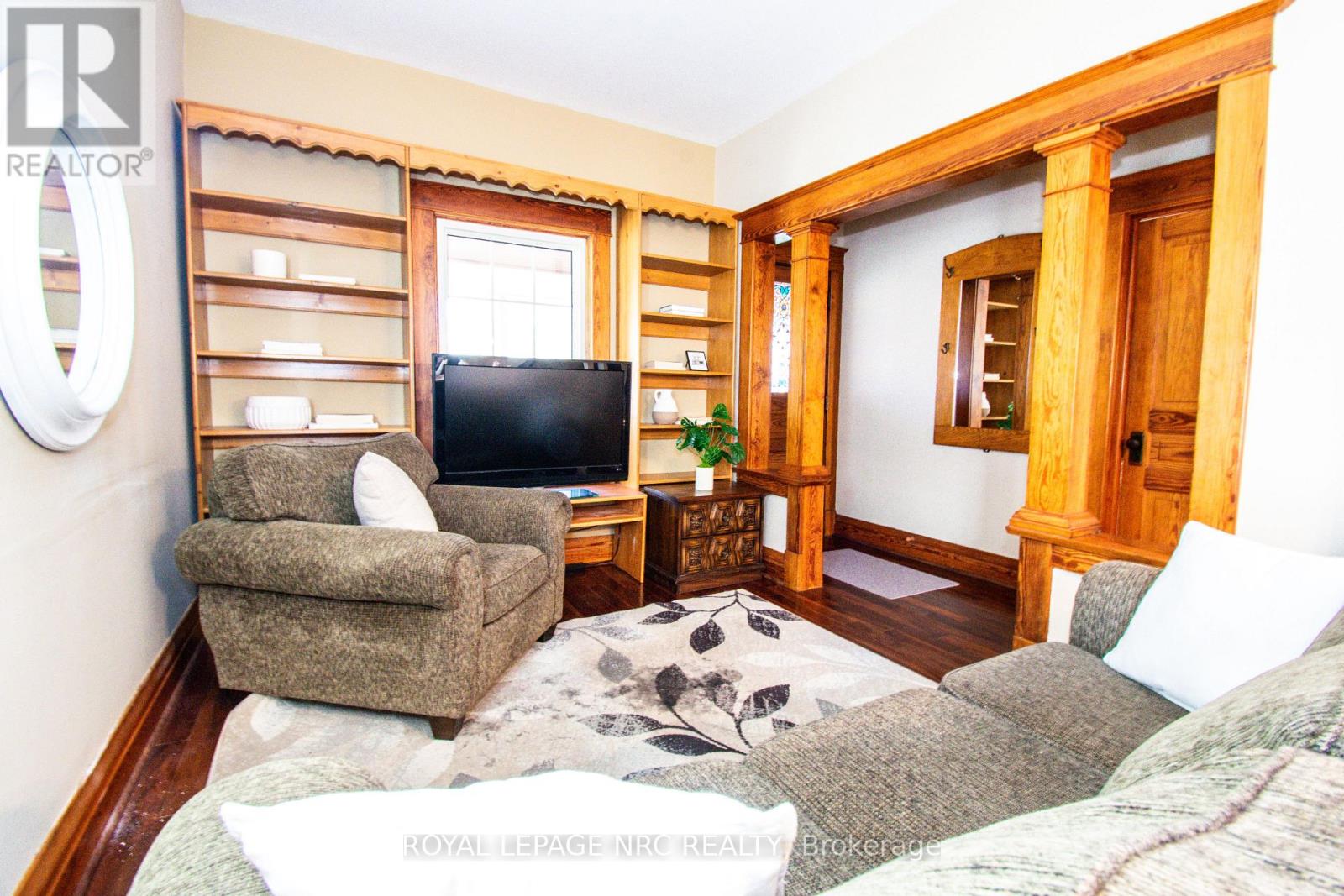 17 Christie Street W, St. Catharines, Ontario  L2N 5H2 - Photo 10 - X13067064