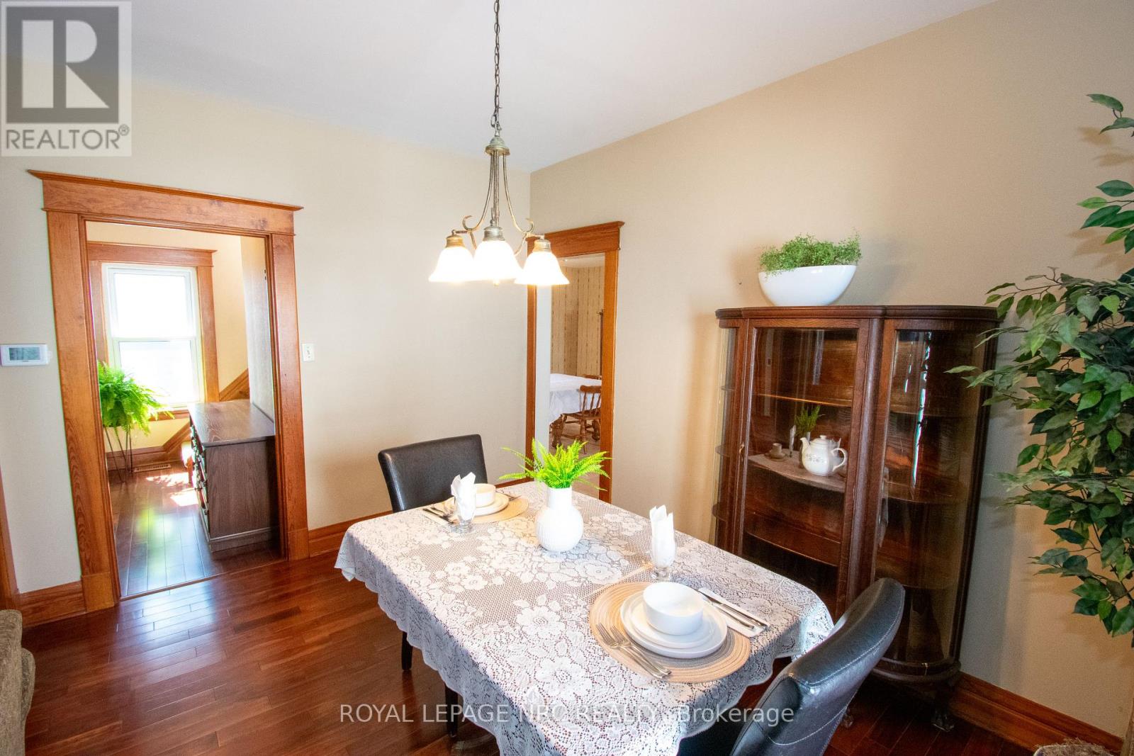 17 Christie Street W, St. Catharines, Ontario  L2N 5H2 - Photo 14 - X13067064