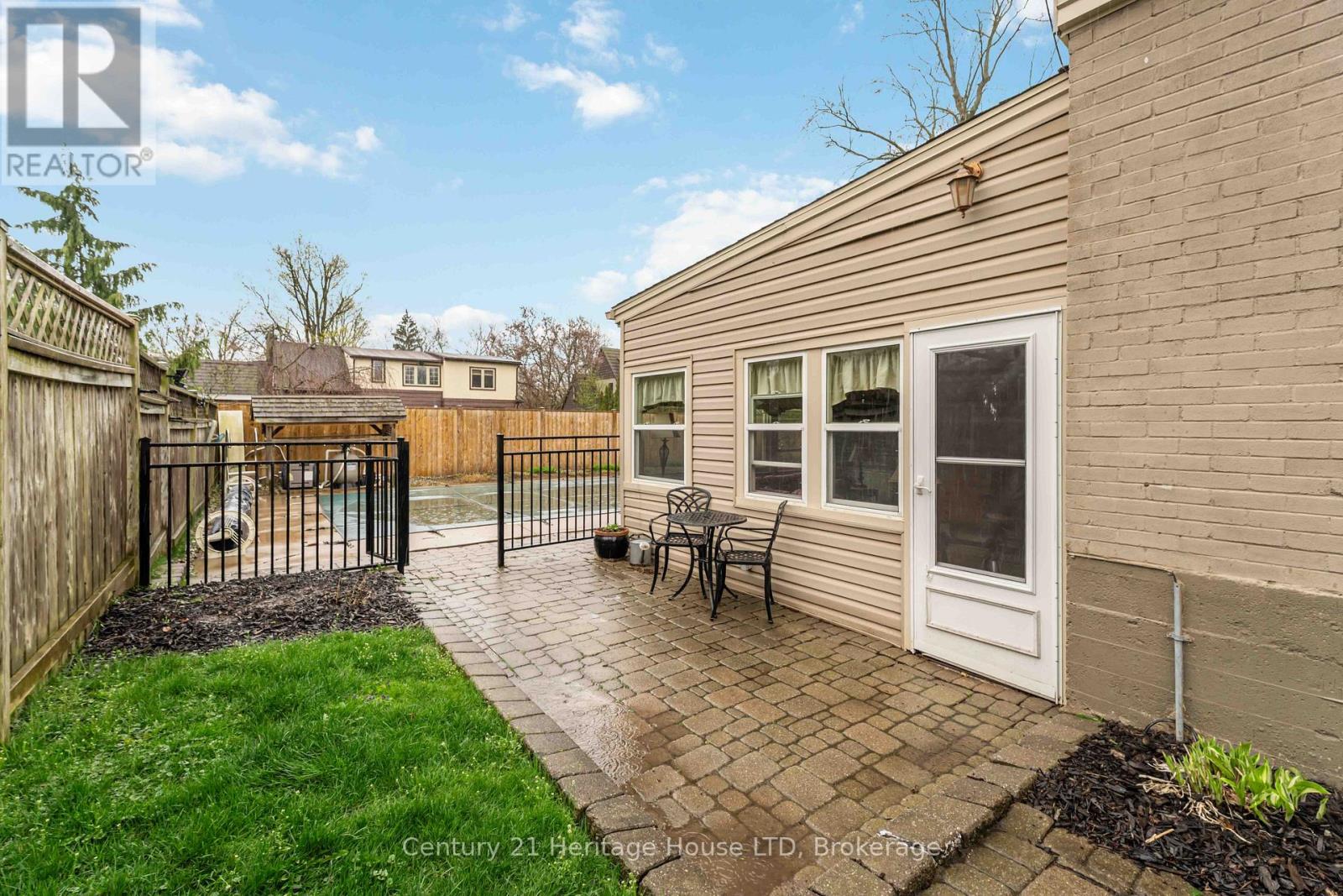 25 Glenview Avenue, Welland (Prince Charles), Ontario  L3C 4K2 - Photo 35 - X13067078