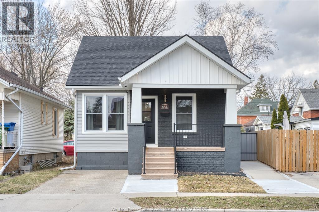 MLS# 26009744: 434 GROVE AVENUE, Windsor, Canada