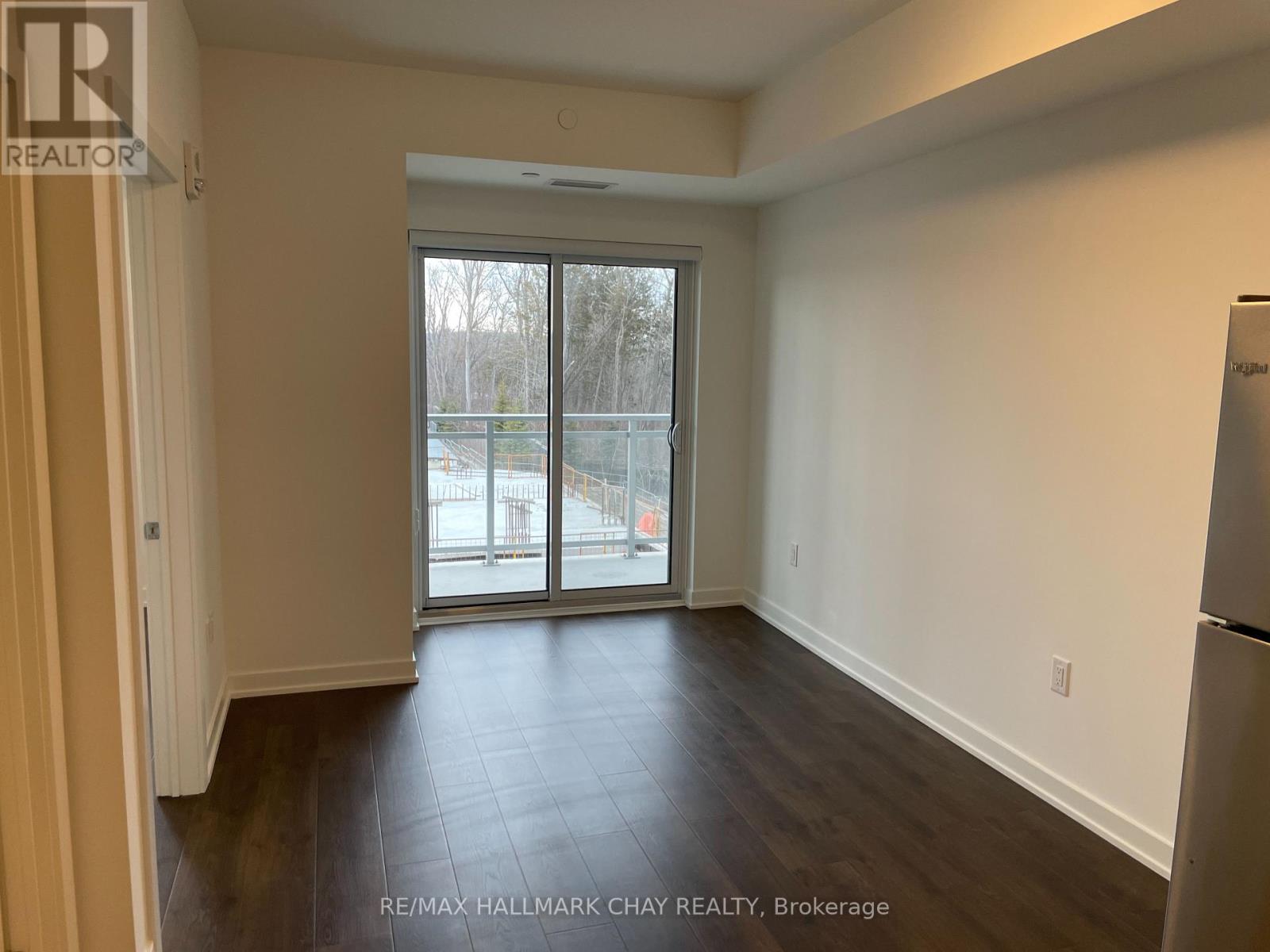 202 - 56 Lakeside Terrace, Barrie, Ontario  L4M 0L4 - Photo 10 - S13066958