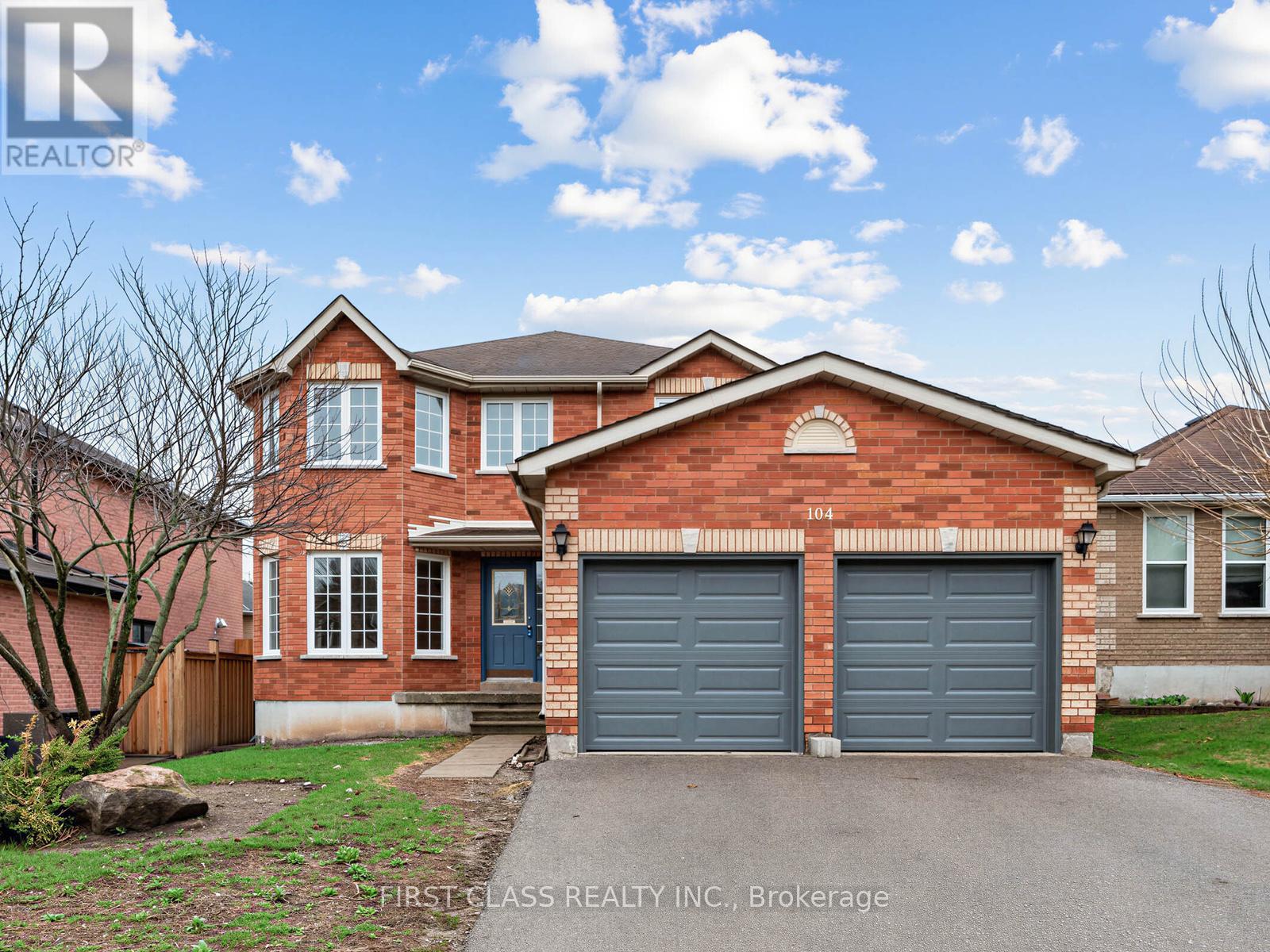 104 CHALMERS DRIVE, Barrie, Ontario