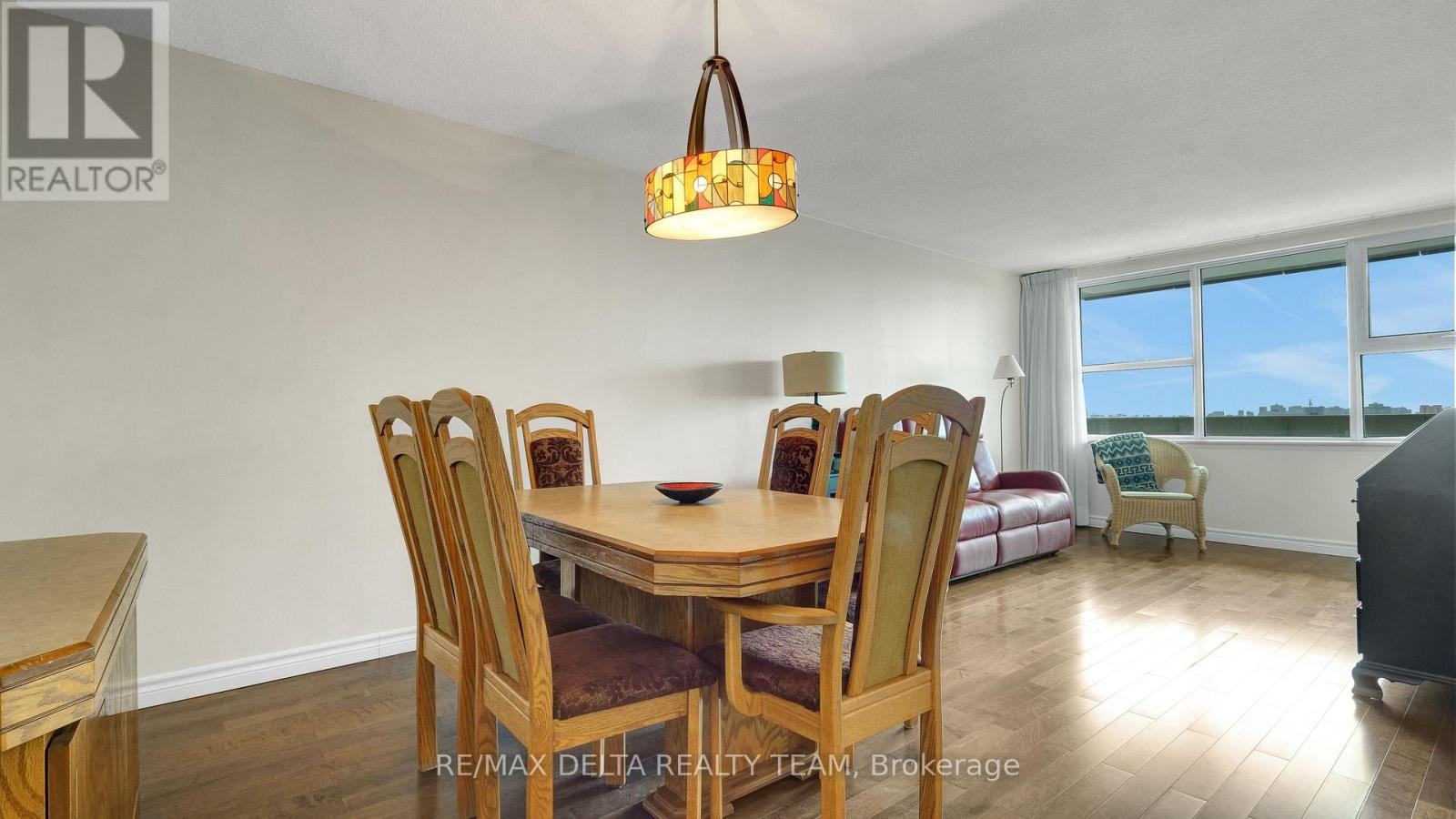 1001 - 555 Brittany Drive, Ottawa, Ontario  K1K 4C5 - Photo 11 - X13057962