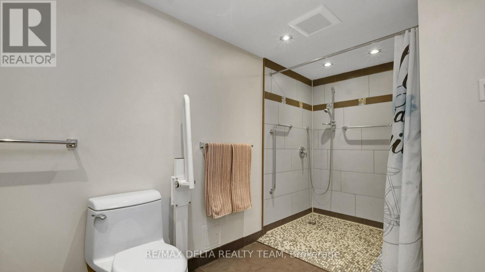 1001 - 555 Brittany Drive, Ottawa, Ontario  K1K 4C5 - Photo 20 - X13057962