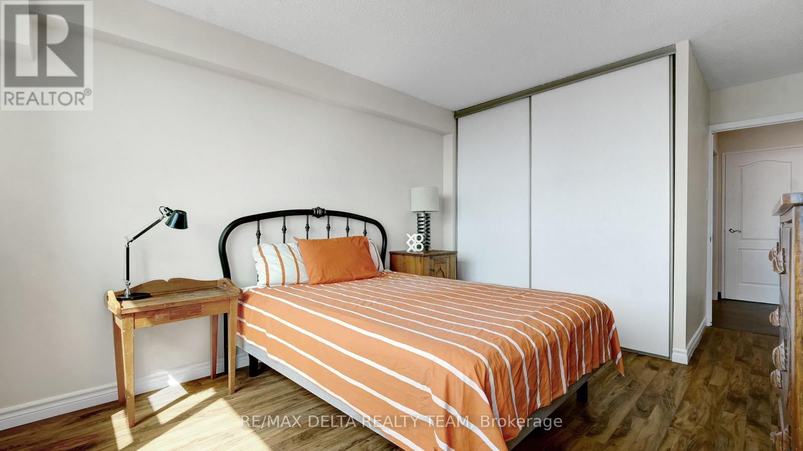 1001 - 555 Brittany Drive, Ottawa, Ontario  K1K 4C5 - Photo 18 - X13057962