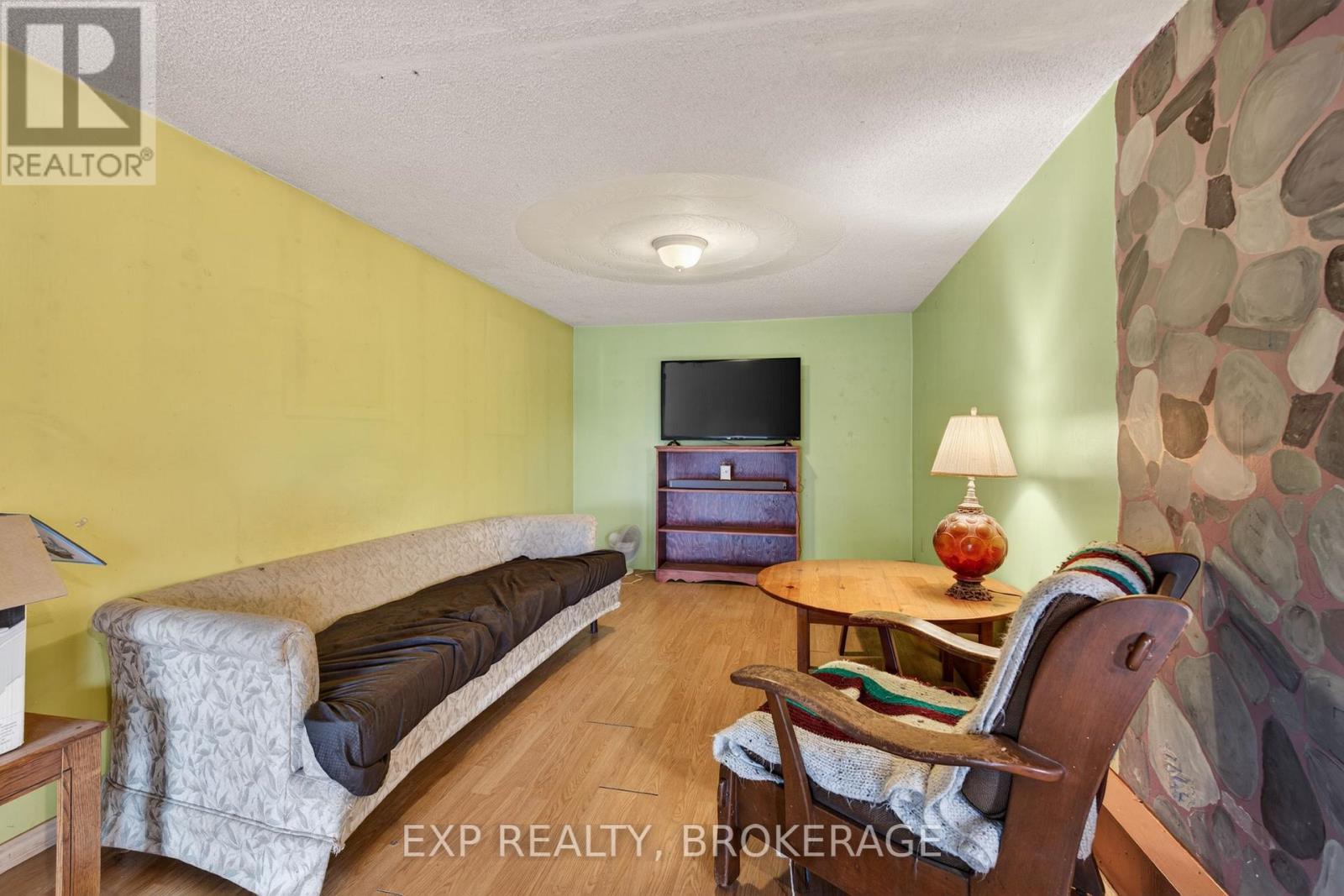 326 Dundas Street, Deseronto, Ontario  K0K 1X0 - Photo 18 - X13066940