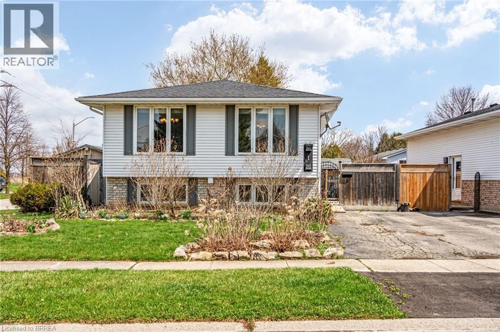 1 OSIJEK Crescent, Brantford, Ontario