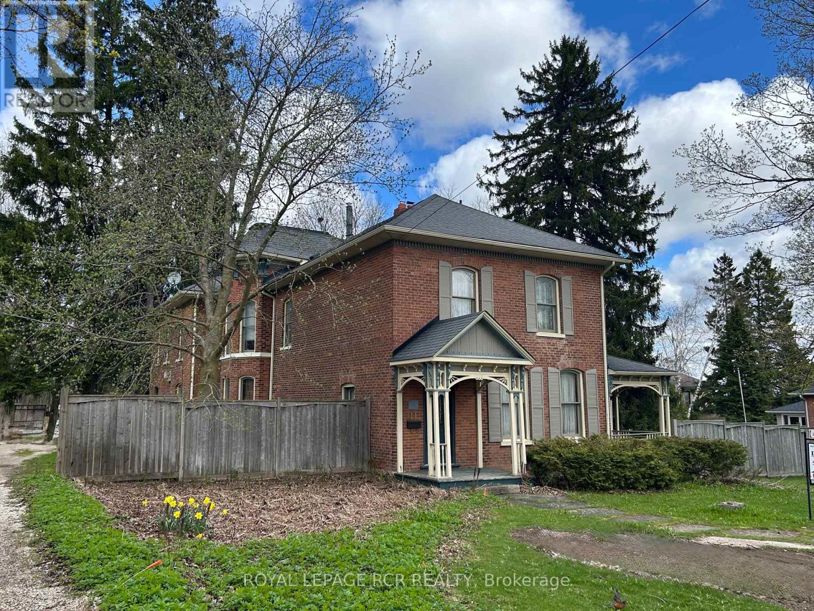 11 Third Avenue, Orangeville, Ontario  L9W 1G8 - Photo 3 - W13067060