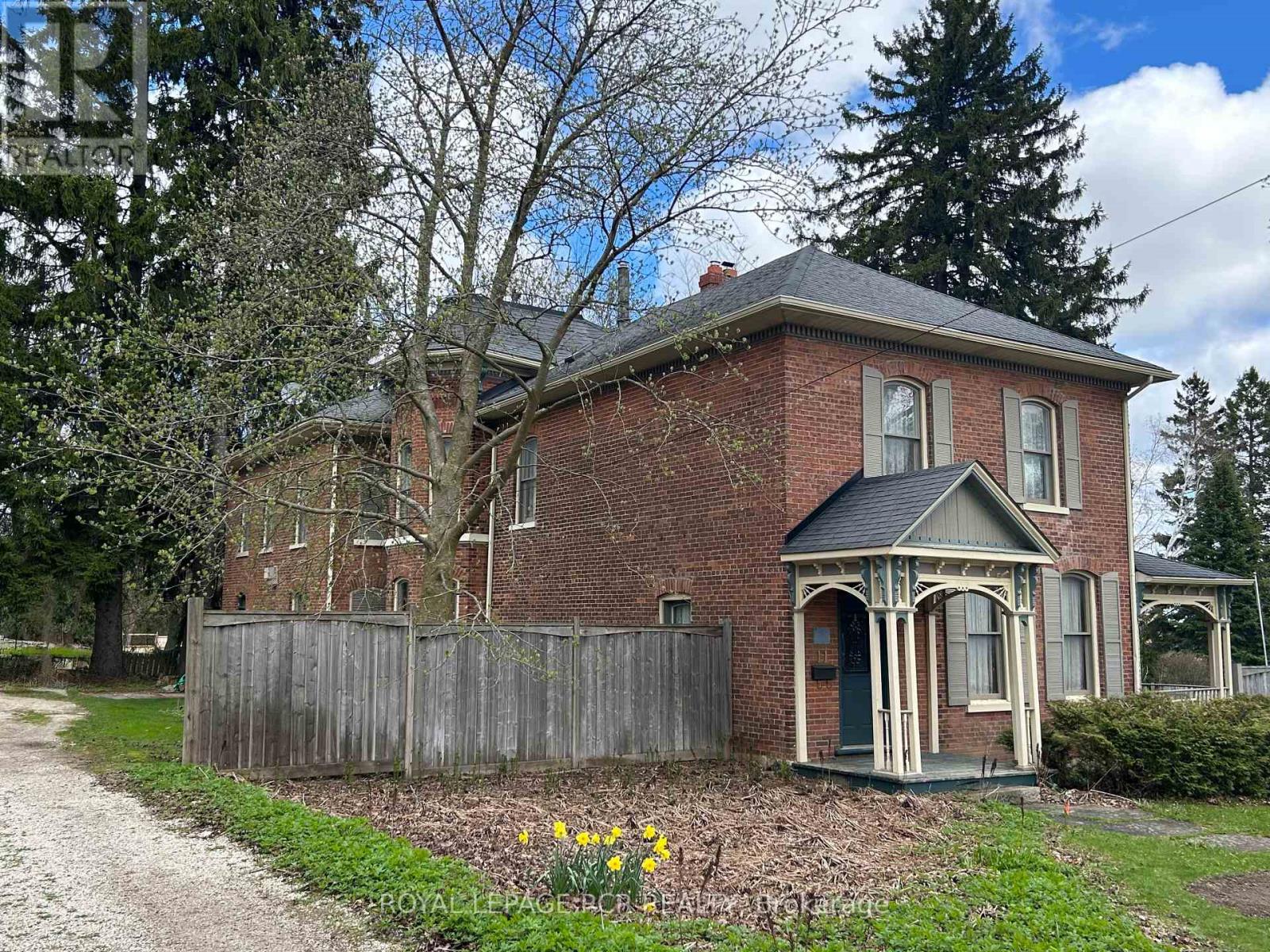 11 Third Avenue, Orangeville, Ontario  L9W 1G8 - Photo 4 - W13067060