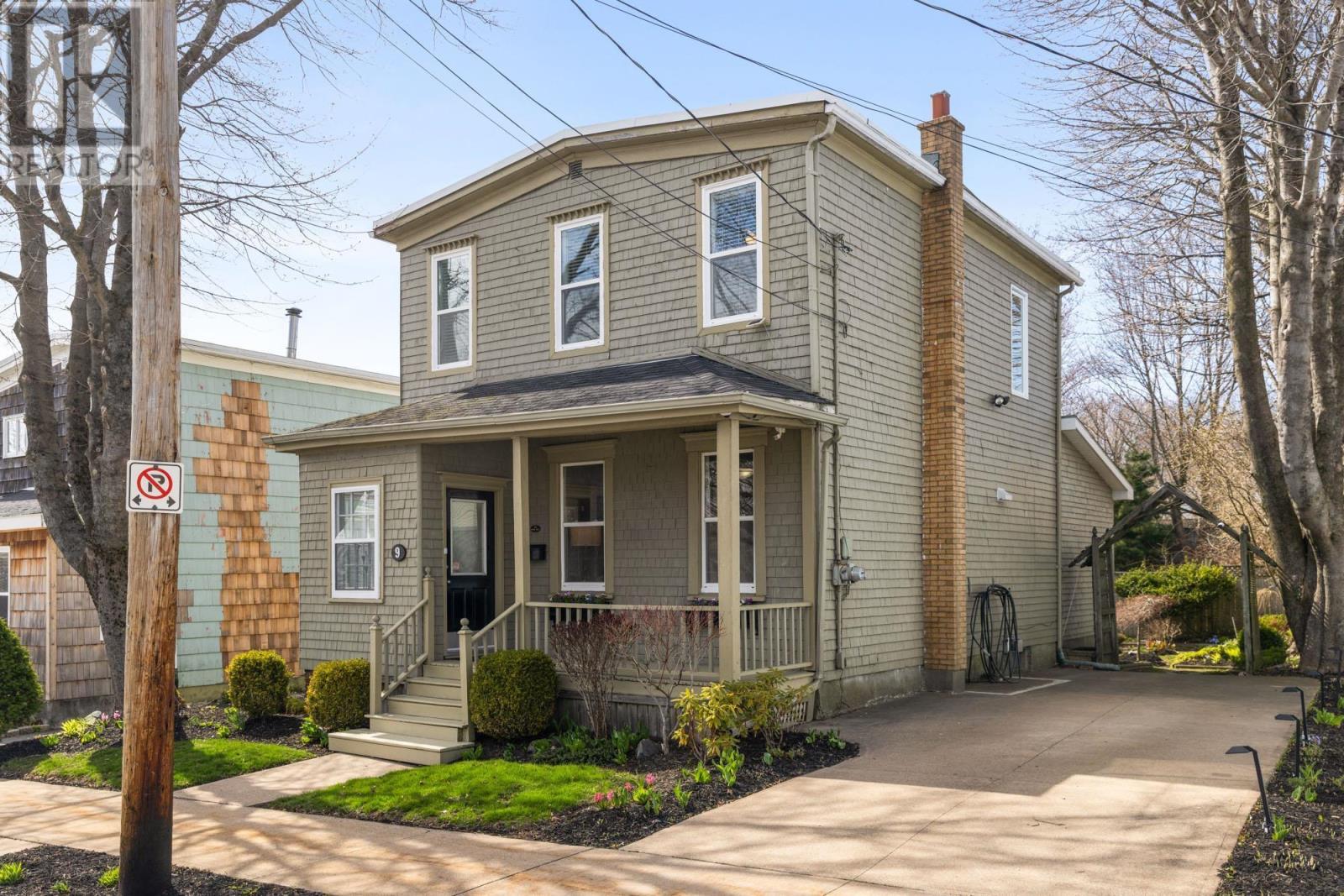 9 Dawson Street, Dartmouth, Nova Scotia  B3A 3A6 - Photo 2 - 202609229