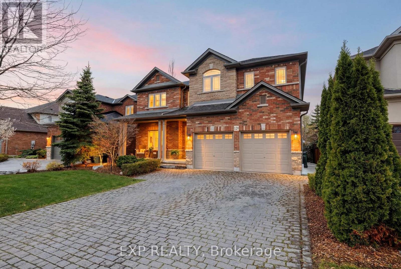 129 MAGNIFICENT WAY, Hamilton, Ontario