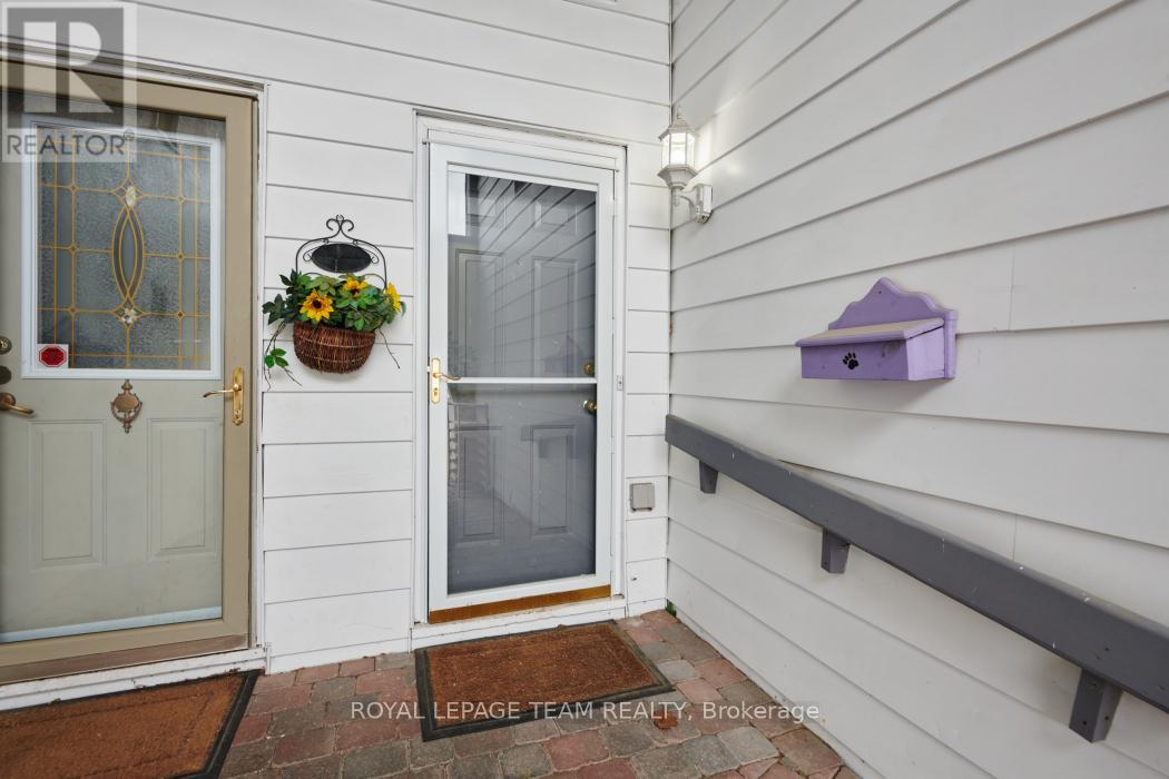 87 Grady Crescent, Ottawa, Ontario  K2H 5S2 - Photo 3 - X13045862