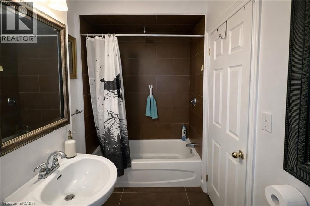 237 James Street N Unit# 4, Hamilton, Ontario  L8R 2L2 - Photo 6 - 40826020