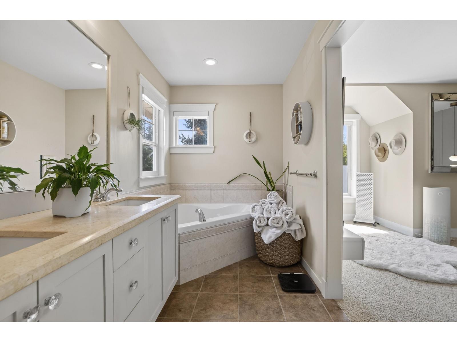 15507 37a Avenue, Surrey, British Columbia  V3S 0H6 - Photo 22 - R3118198