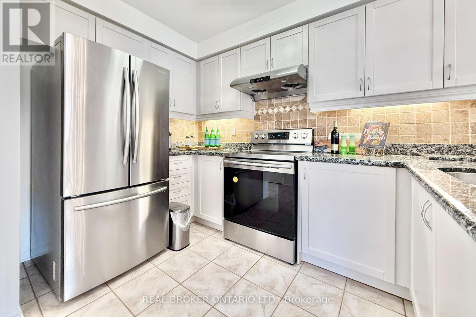 30 Little Angel Road, Markham, Ontario  L3R 4X1 - Photo 11 - N13065778