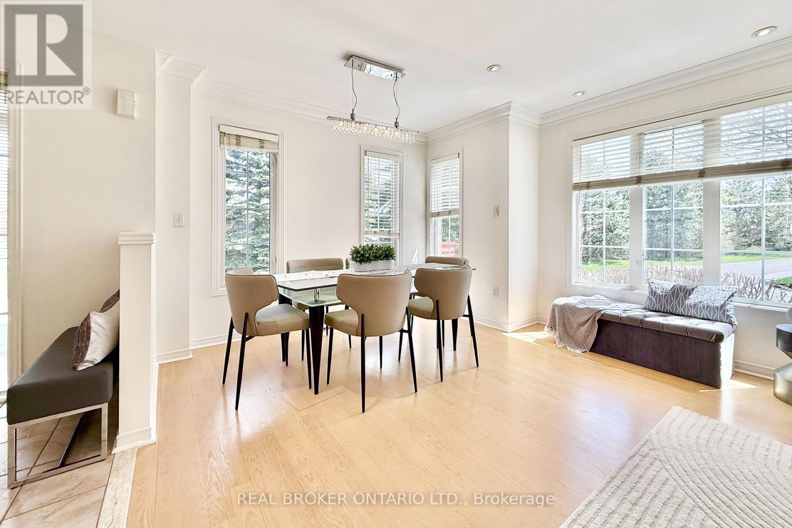 30 Little Angel Road, Markham, Ontario  L3R 4X1 - Photo 5 - N13065778