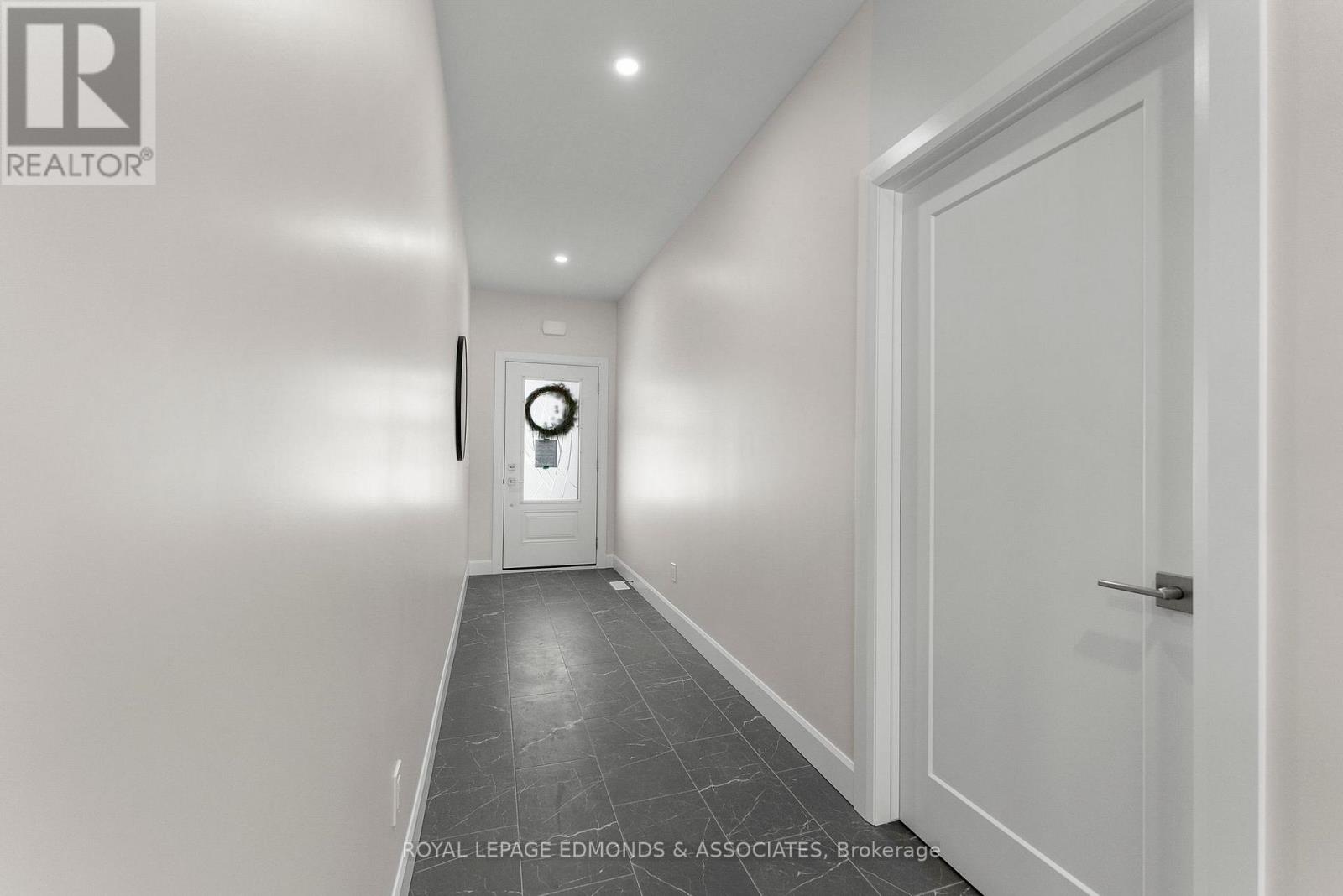 30 Bamagillia Street, Whitewater Region, Ontario  K0J 1K0 - Photo 6 - X12697116