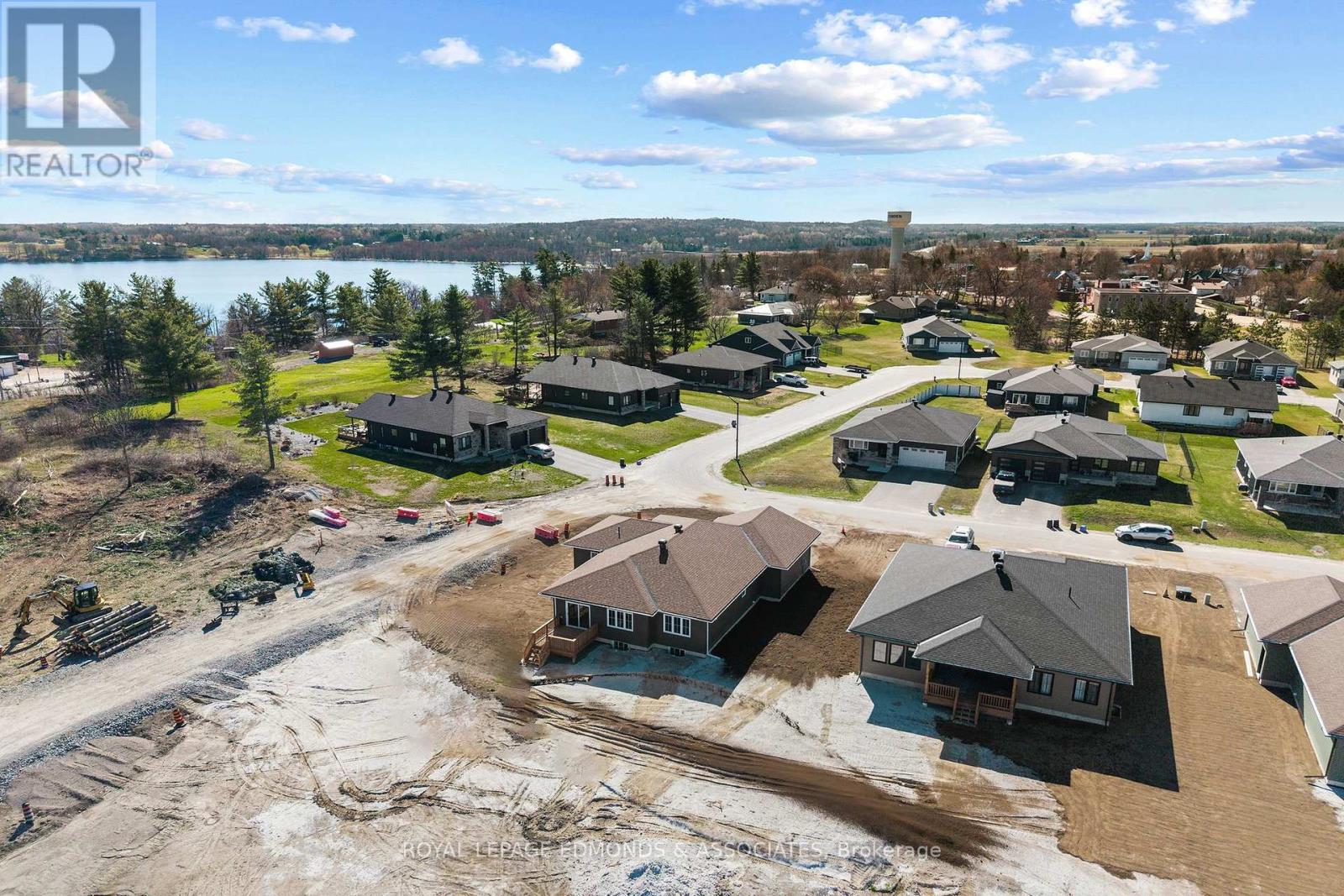 30 Bamagillia Street, Whitewater Region, Ontario  K0J 1K0 - Photo 42 - X12697116