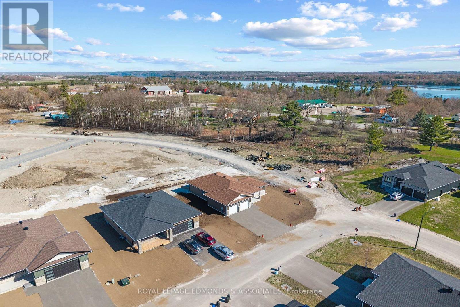 30 Bamagillia Street, Whitewater Region, Ontario  K0J 1K0 - Photo 5 - X12697116