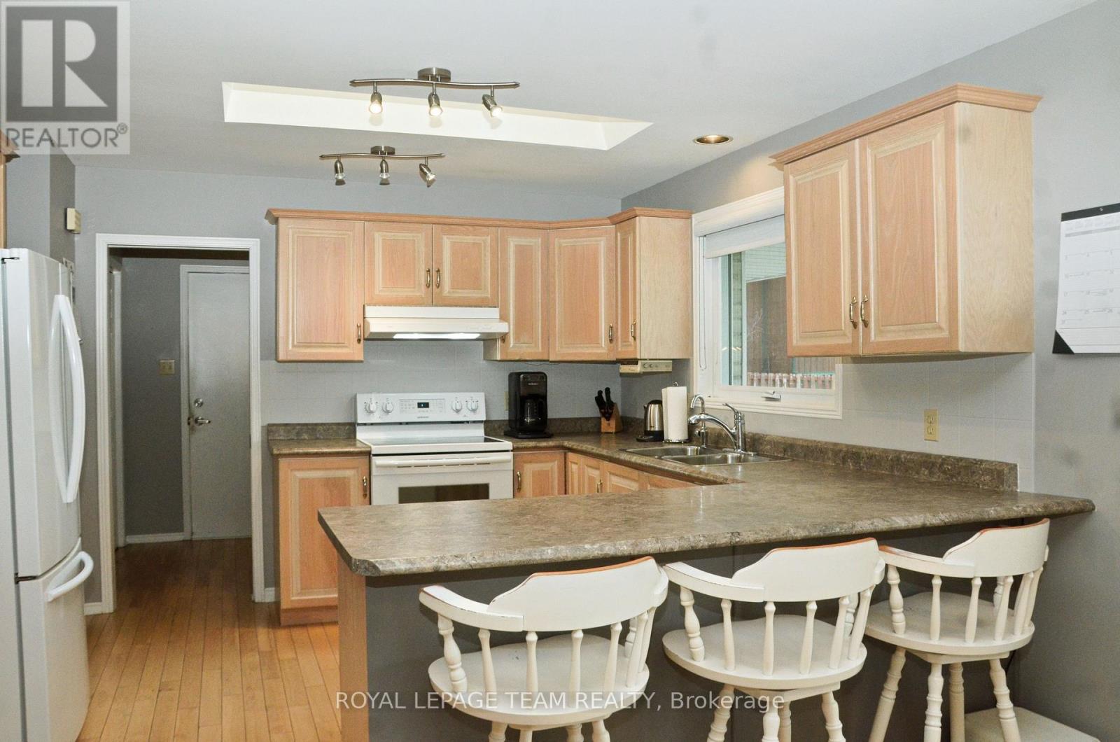 11119 Grisdale Boulevard W, South Dundas, Ontario  K0E 1K0 - Photo 11 - X13067228