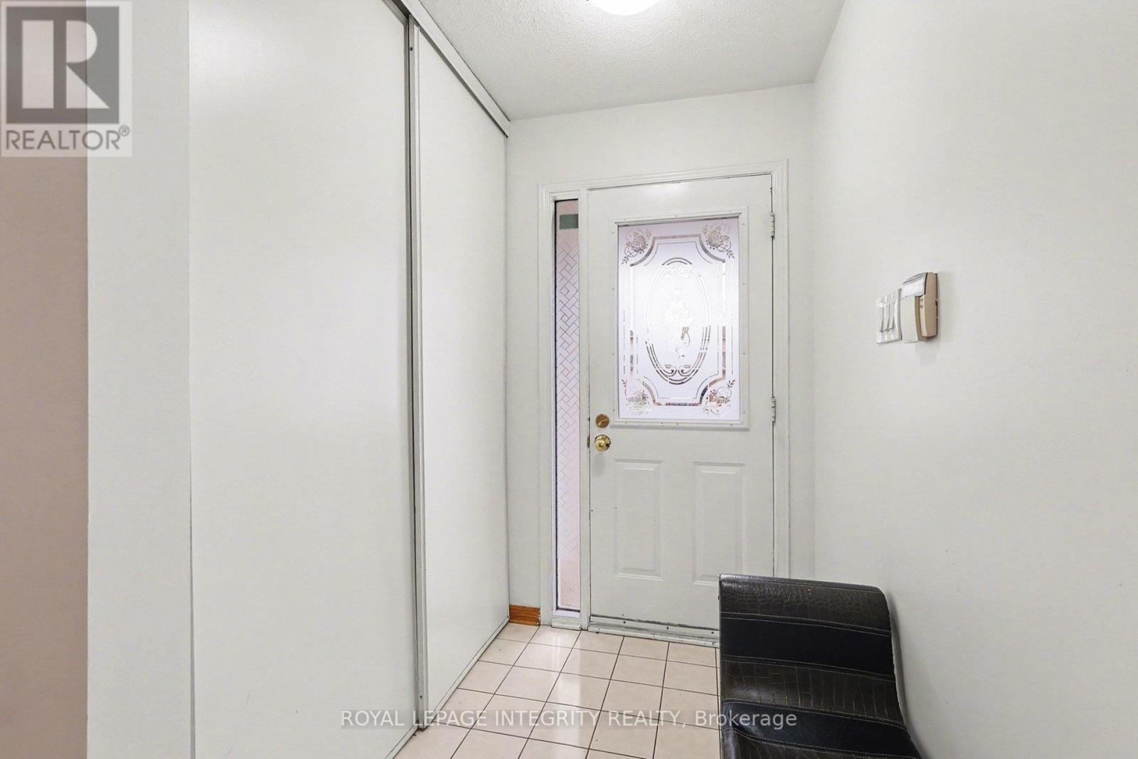 2103 Gardenway Drive, Ottawa, Ontario  K4A 3K2 - Photo 2 - X13067354
