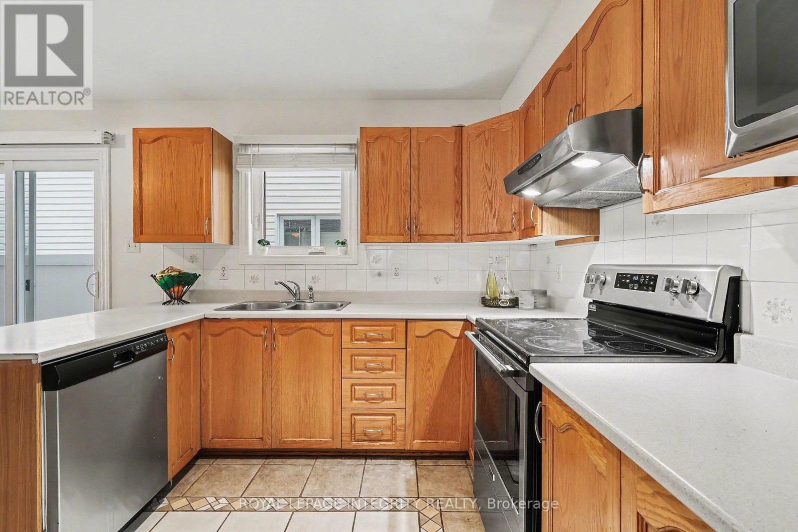 2103 Gardenway Drive, Ottawa, Ontario  K4A 3K2 - Photo 8 - X13067354