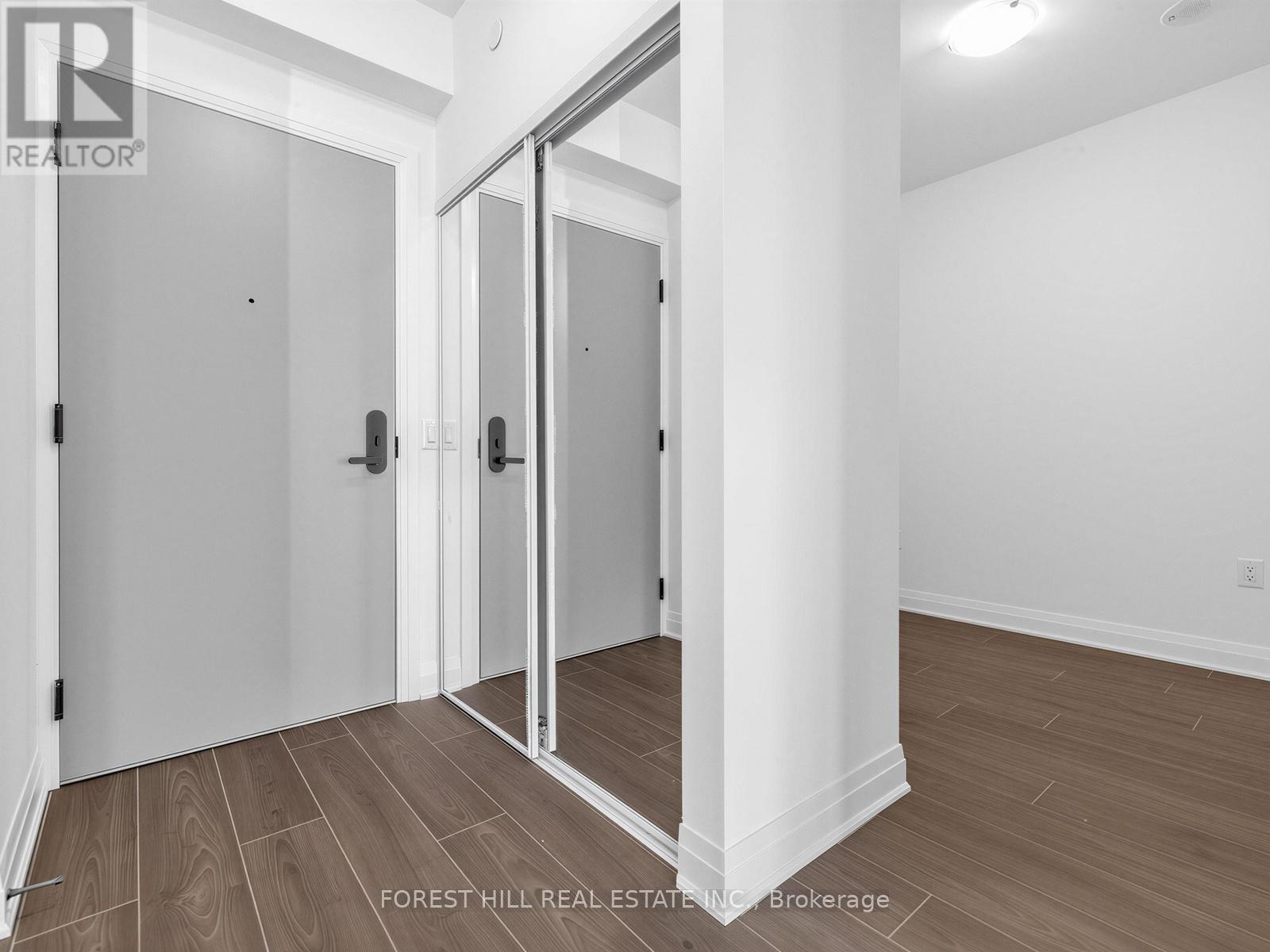 602 - 700 Sheppard Avenue W, Toronto, Ontario  M3H 0G5 - Photo 2 - C13064160
