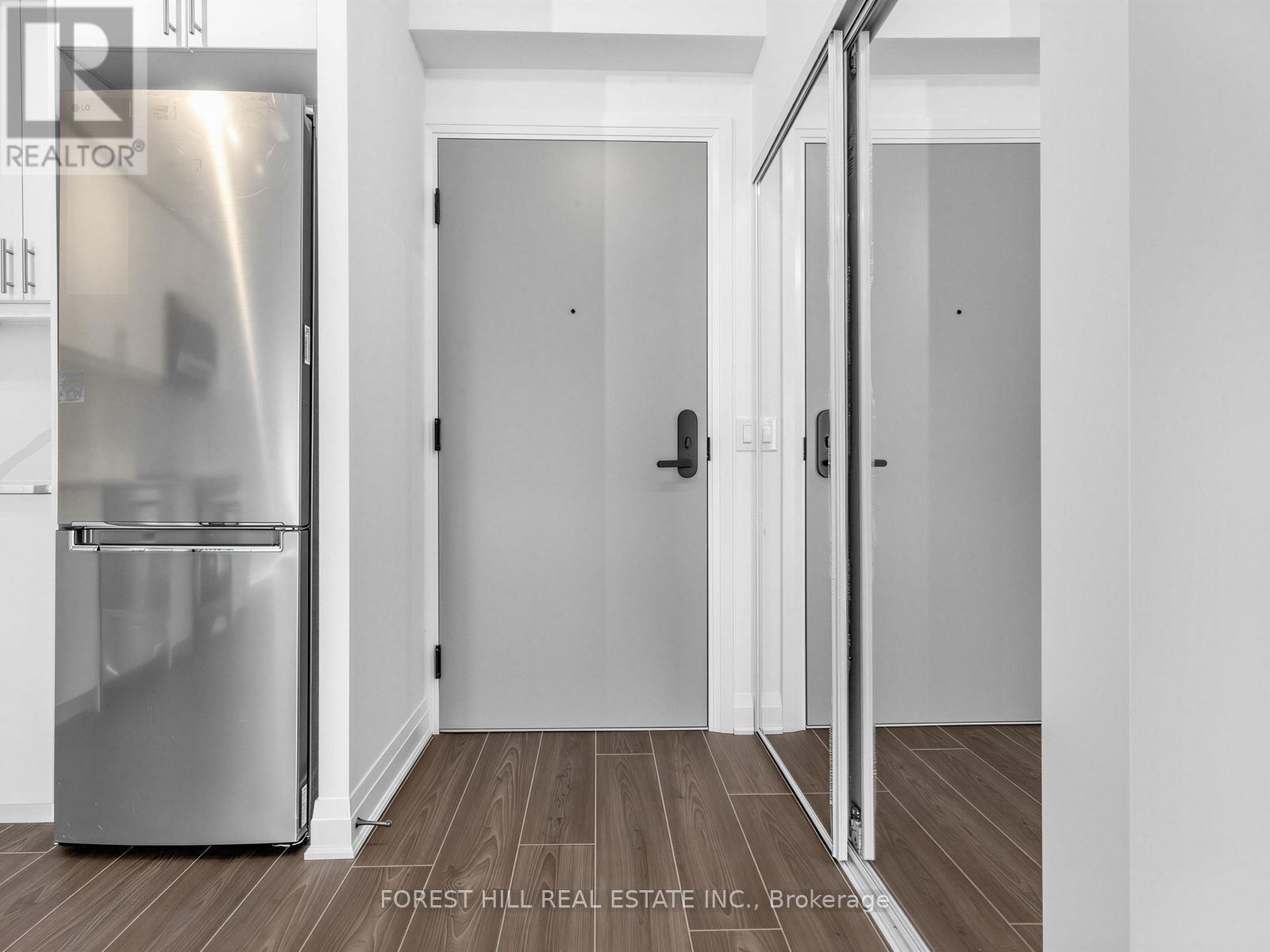 602 - 700 Sheppard Avenue W, Toronto, Ontario  M3H 0G5 - Photo 3 - C13064160