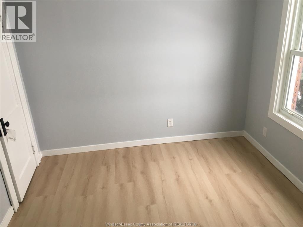 1101 Elsmere, Windsor, Ontario  N9A 2B1 - Photo 14 - 26009755