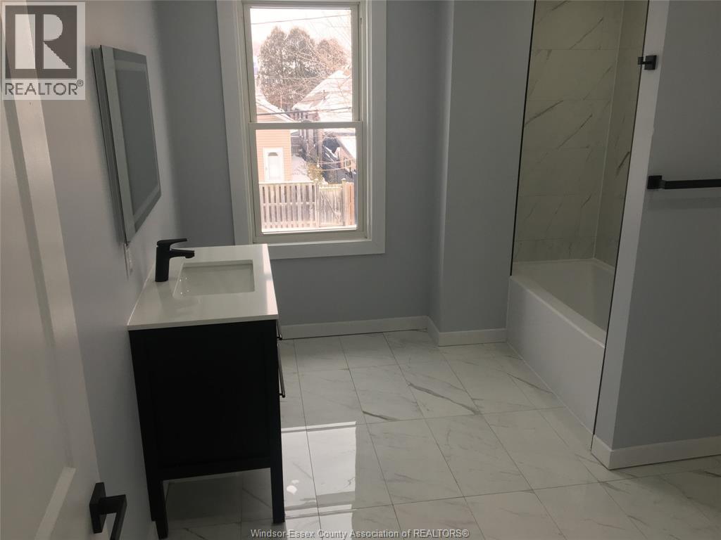 1101 Elsmere, Windsor, Ontario  N9A 2B1 - Photo 22 - 26009755
