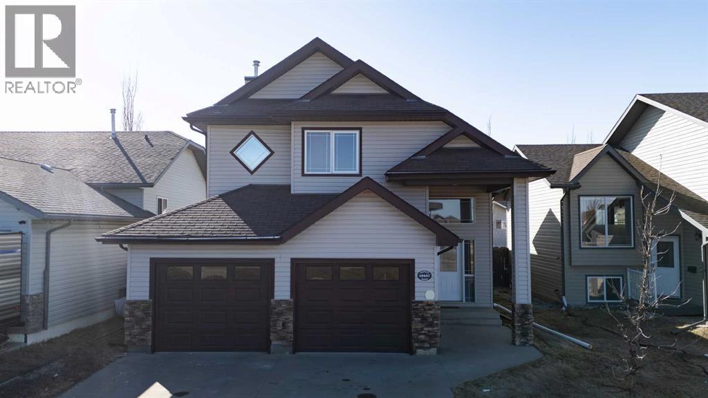 10457 Royal Oaks Drive, Grande Prairie, Alberta  T8V 8L5 - Photo 1 - A2305973