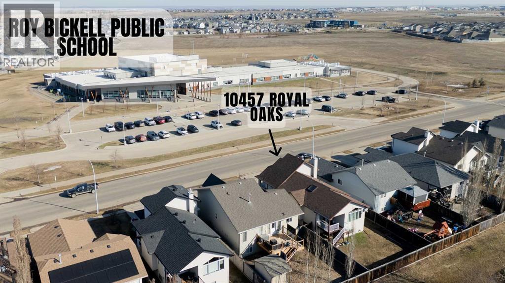 10457 Royal Oaks Drive, Grande Prairie, Alberta  T8V 8L5 - Photo 2 - A2305973