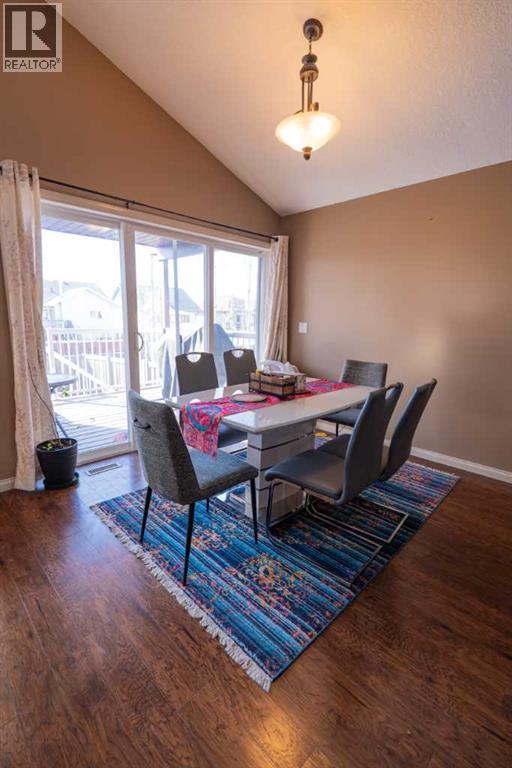 10457 Royal Oaks Drive, Grande Prairie, Alberta  T8V 8L5 - Photo 9 - A2305973