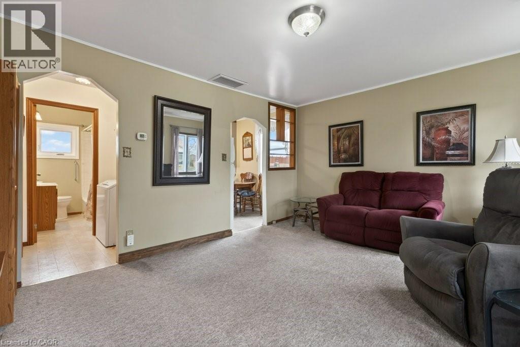 5 Mahony Avenue, Hamilton, Ontario  L8H 3C3 - Photo 3 - 40819556