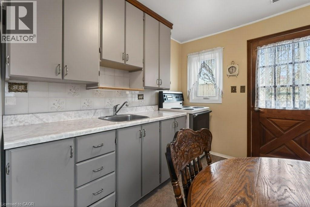 5 Mahony Avenue, Hamilton, Ontario  L8H 3C3 - Photo 6 - 40819556