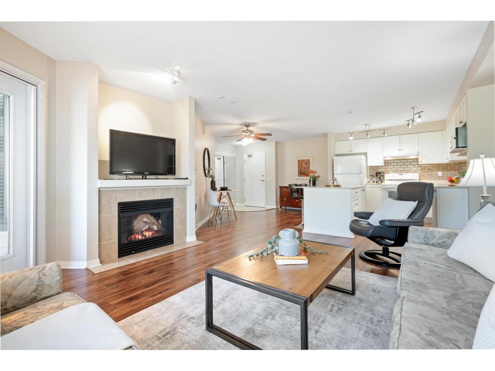 205 8880 202 Street, Langley, British Columbia  V1M 4E7 - Photo 8 - R3117247
