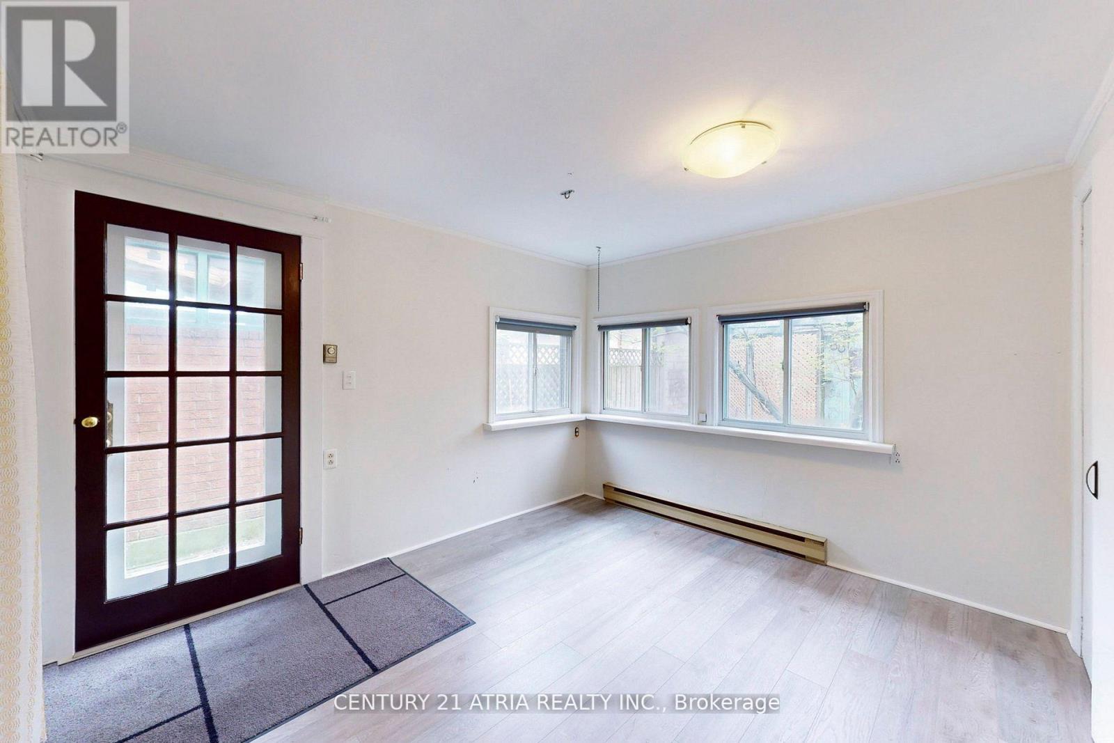 498 Manning Avenue, Toronto, Ontario  M6G 2V7 - Photo 11 - C13067172