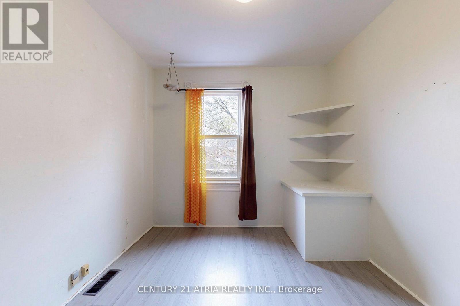 498 Manning Avenue, Toronto, Ontario  M6G 2V7 - Photo 17 - C13067172