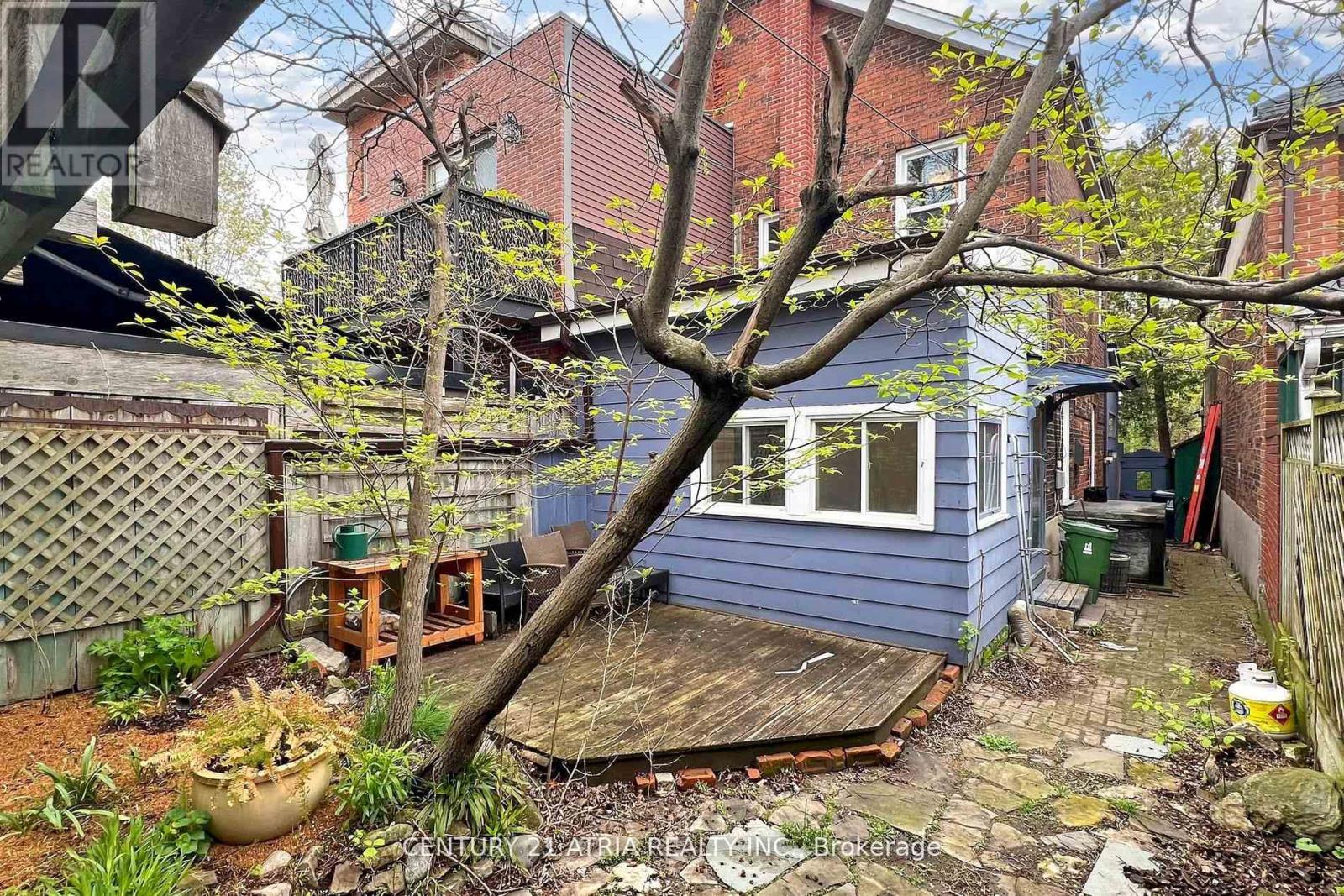 498 Manning Avenue, Toronto, Ontario  M6G 2V7 - Photo 36 - C13067172