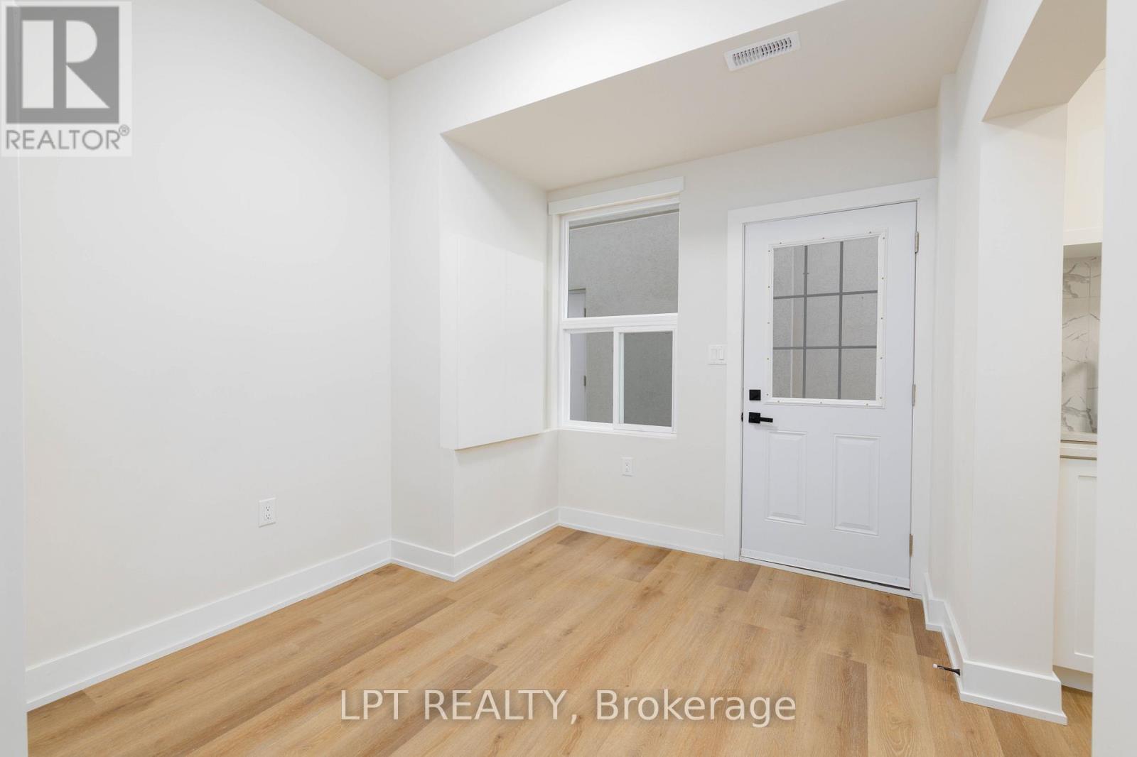 C - 627 Crawford Street, Toronto, Ontario  M6G 3K1 - Photo 3 - C13067246