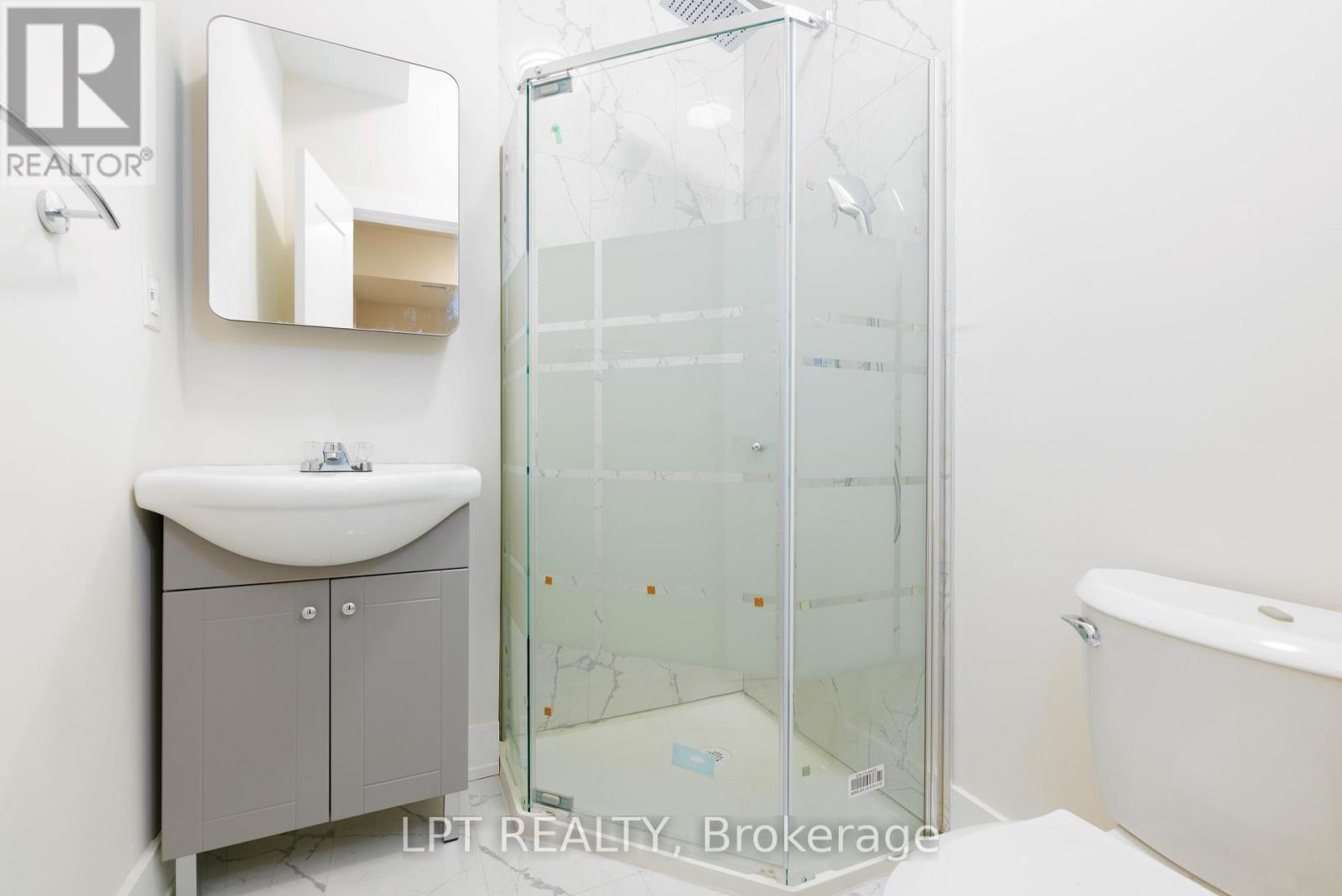 C - 627 Crawford Street, Toronto, Ontario  M6G 3K1 - Photo 8 - C13067246