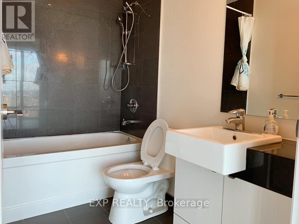 3611 - 8 The Esplanade, Toronto, Ontario  M5E 0A6 - Photo 12 - C13067270