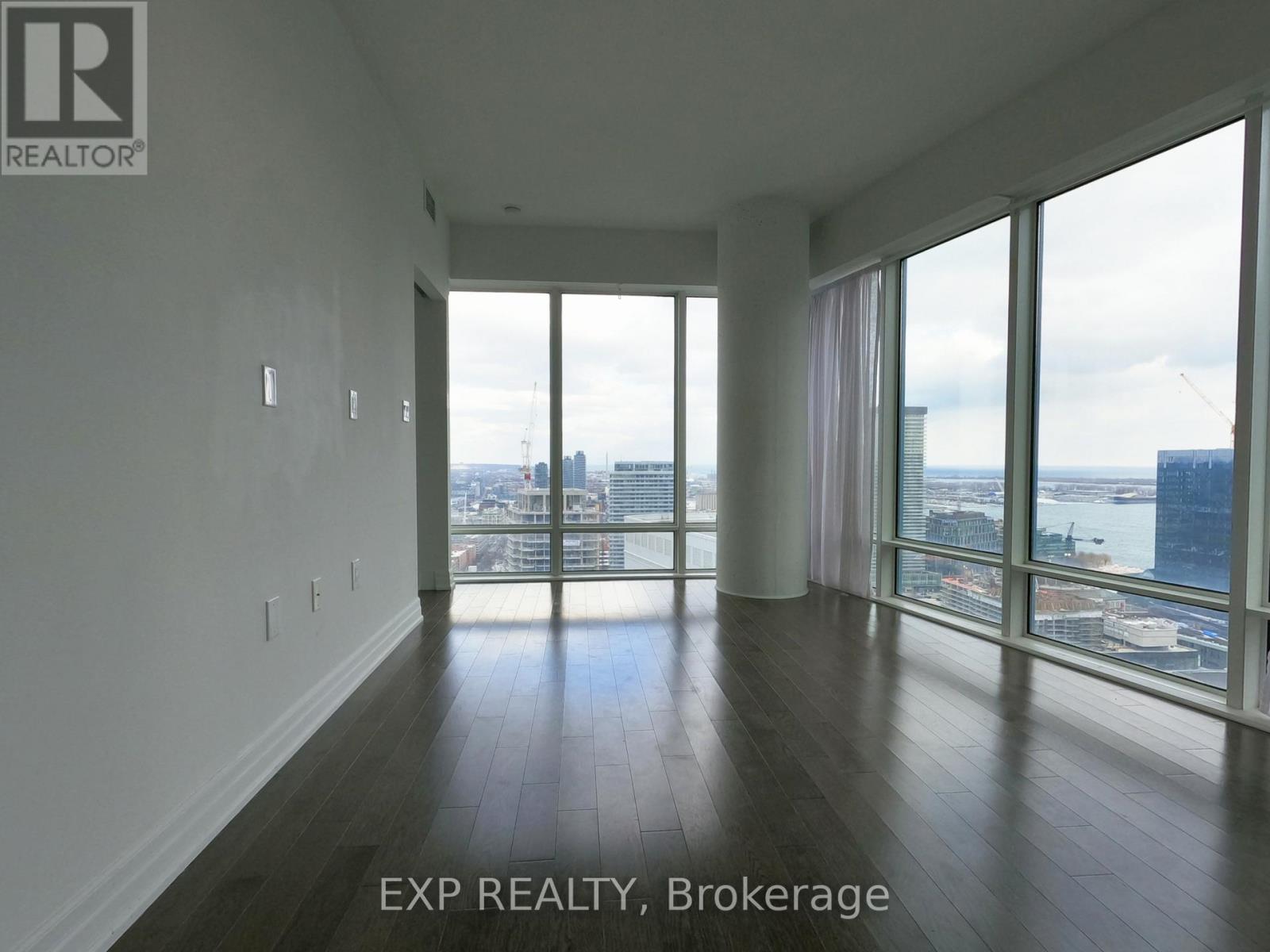 3611 - 8 The Esplanade, Toronto, Ontario  M5E 0A6 - Photo 5 - C13067270
