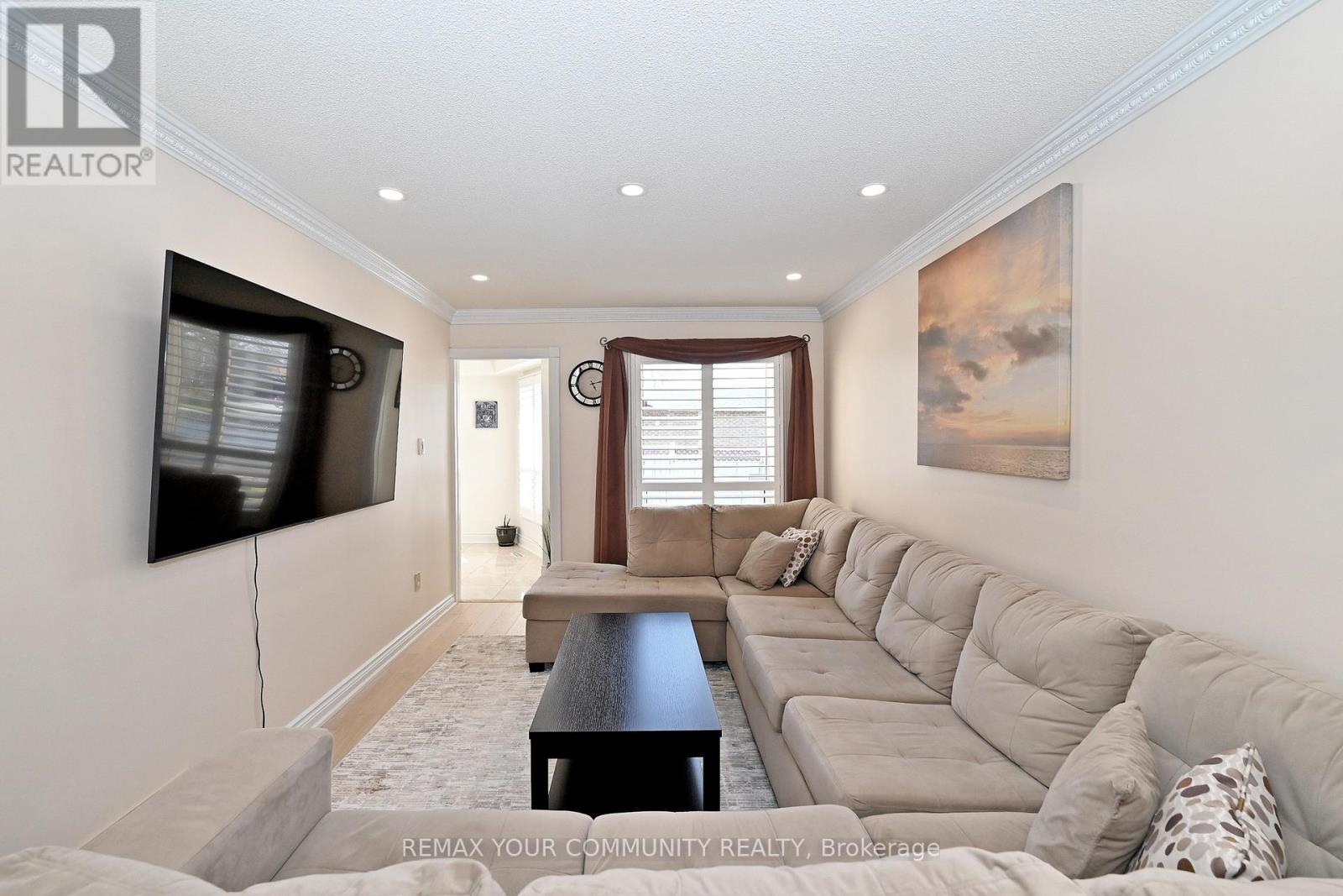 47 Reed Drive, Ajax, Ontario  L1S 5S2 - Photo 14 - E13067194